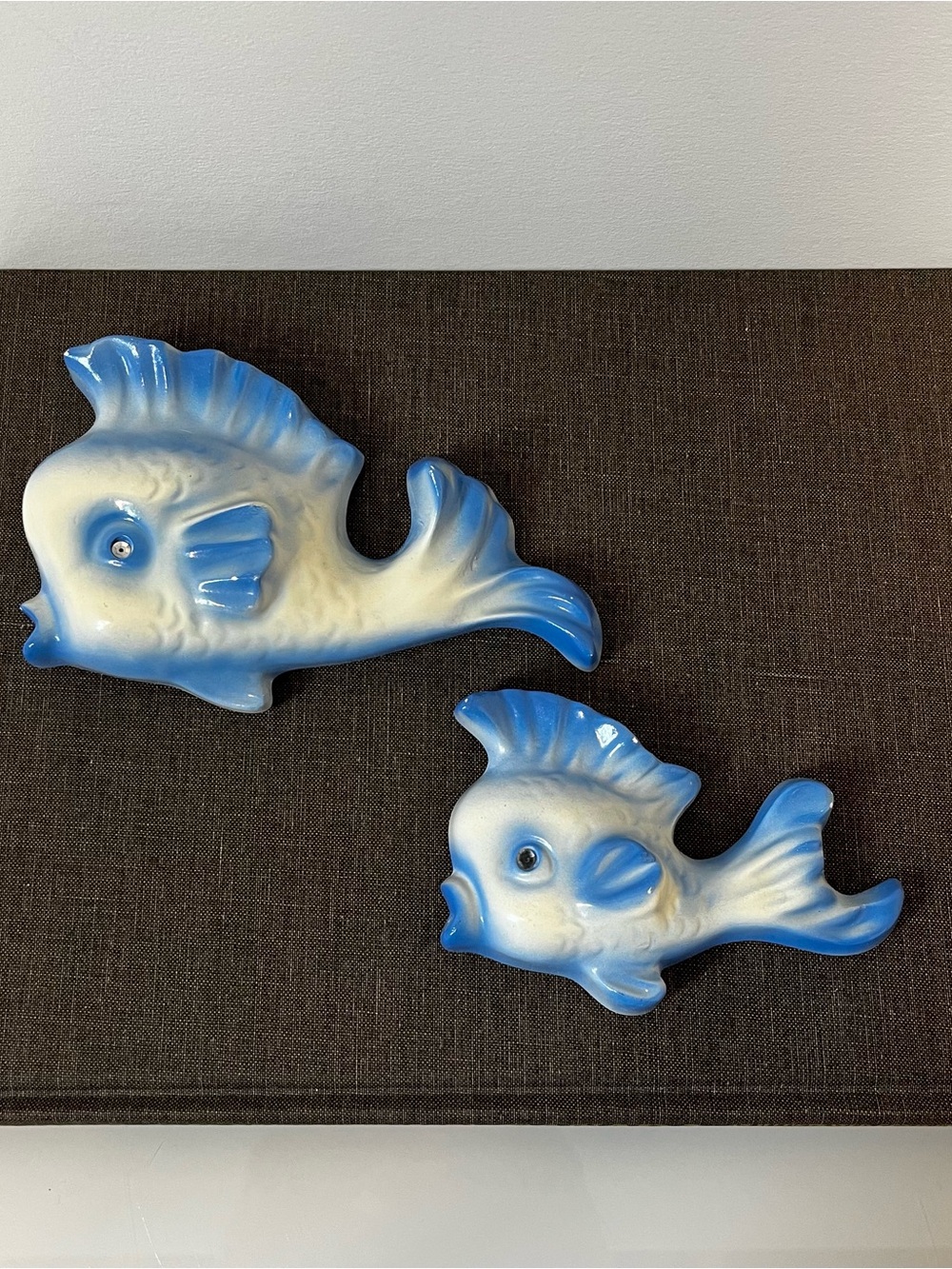 Vintage Favor Ind Blue Chalkware (2) anthropomorphic fish wall plaques